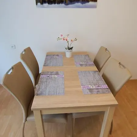 Apartament U Krisa Apartmán *